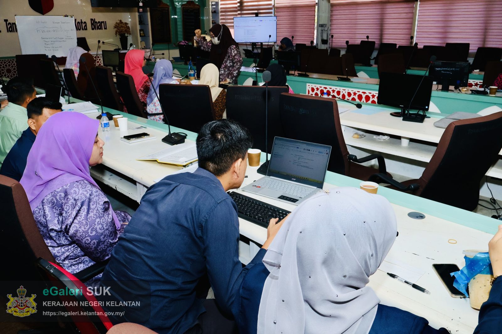 bengkel-klasifikasi-fail-pejabat-tanah-jajahan-kota-bharu-4.jpg