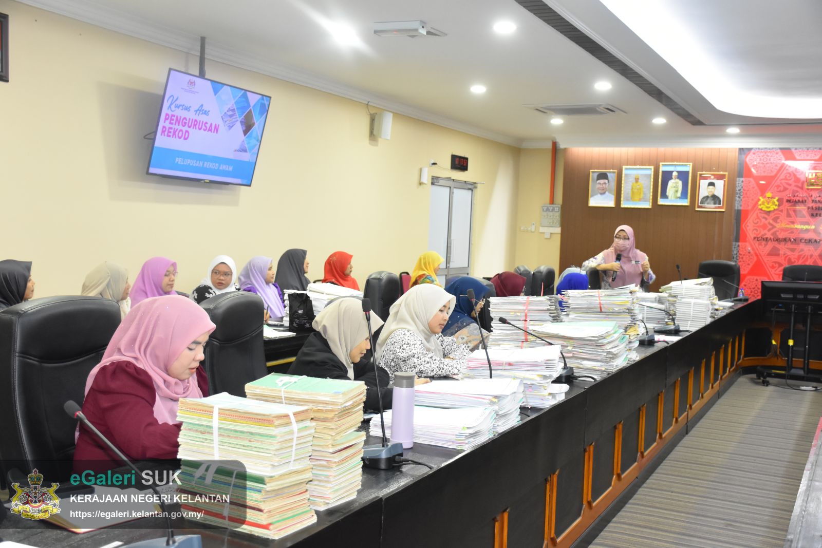 bengkel-pengurusan-dan-pelupusan-rekod-kerajaan-ptjpp-bil-12026-kerjasama-arkib-negara-malaysia-negeri-kelantan-6.JPG