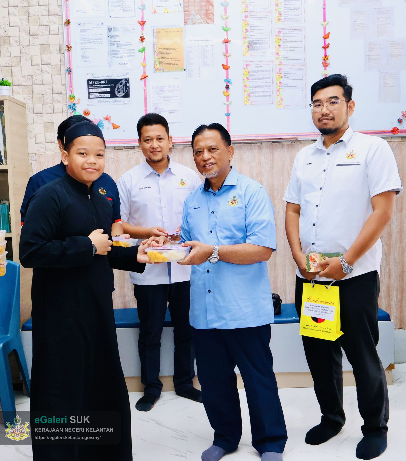 berkongsi-rezeki-menyemai-kasih-bersama-anakanak-yatim-darul-kautsar-kubang-kerian-16.jpg