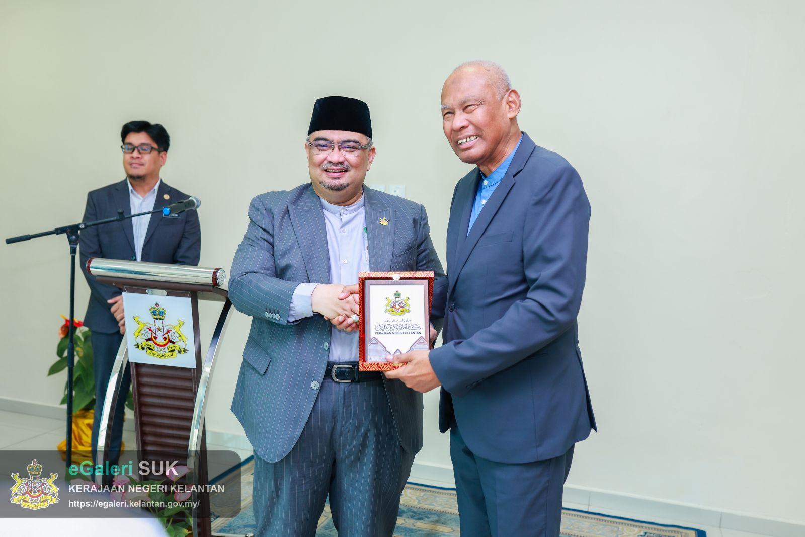 kunjungan-hormat-lawatan-pelabur-dari-negara-china-kepada-kerajaan-negeri-kelantan-tahun-2025-6.jpg