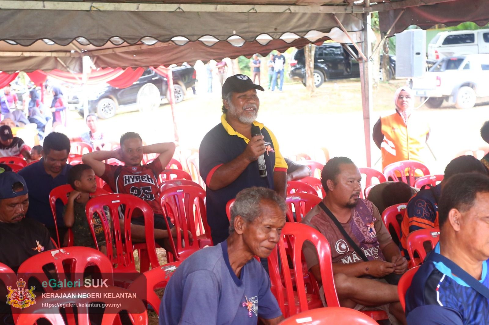 majlis-santuni-kasih-bersama-masyarakat-orang-asli-pos-tohoi-gua-musang-1.jpeg
