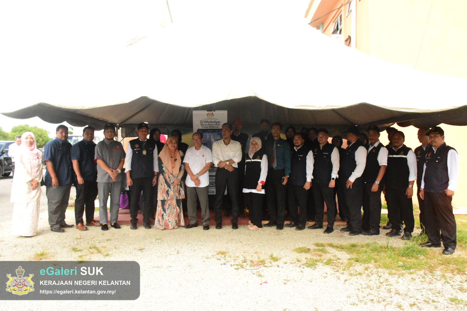 bazar-ramadan-pasir-puteh-astaka--perasmian-dan-lawatan-ke-tapak-bazar-ramadan-bagi-program-walkabout-ramadan-2025-7.JPG