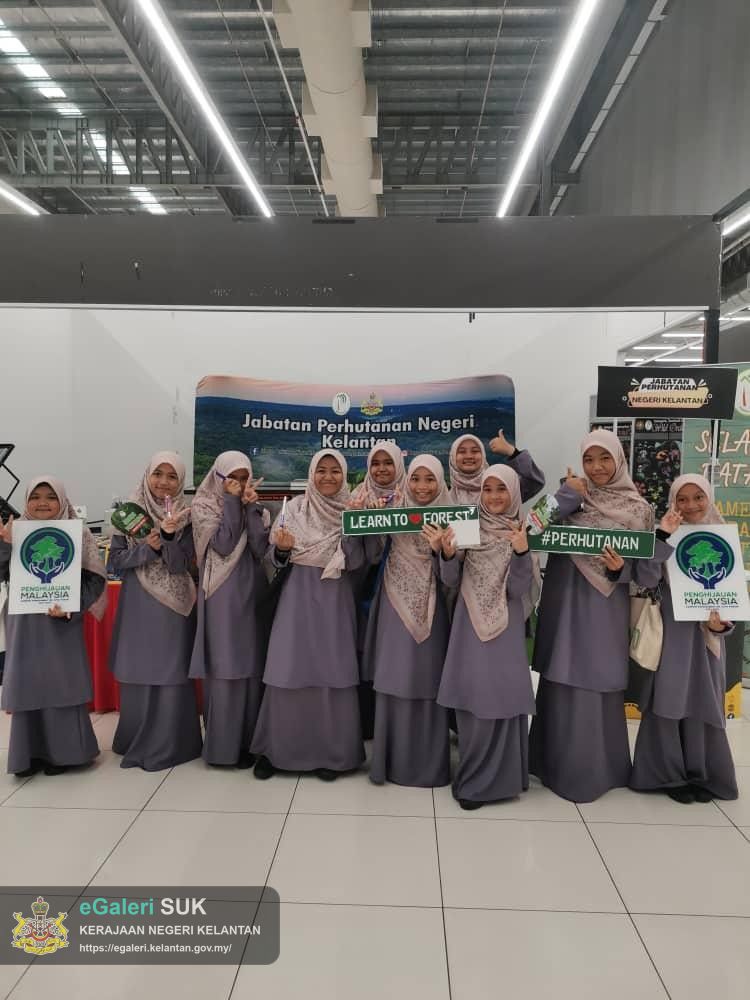 pameran-hari-iqra-dan-pesta-buku-di-mydin-mall-1.jpg