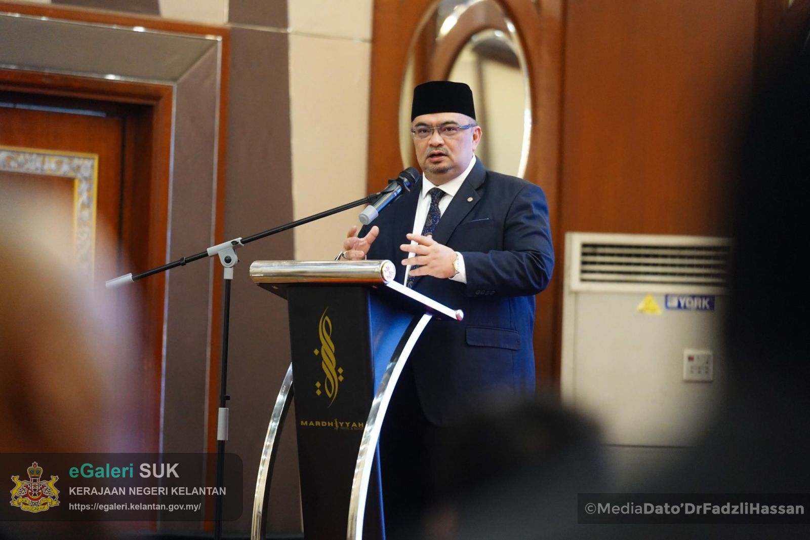majlis-menandatangani-perjanjian-pemilikan-dan-pembangunan-tanah-antara-kumpulan-damai-abadi-(kda)-dan-perbadanan-bandar-baru-tunjong-(pbbt)-1.jpg