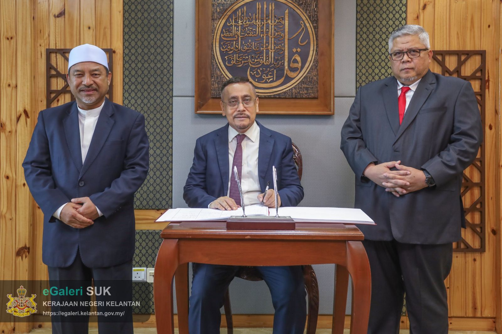 kunjung-hormat-yab-menteri-besar-2.jpeg