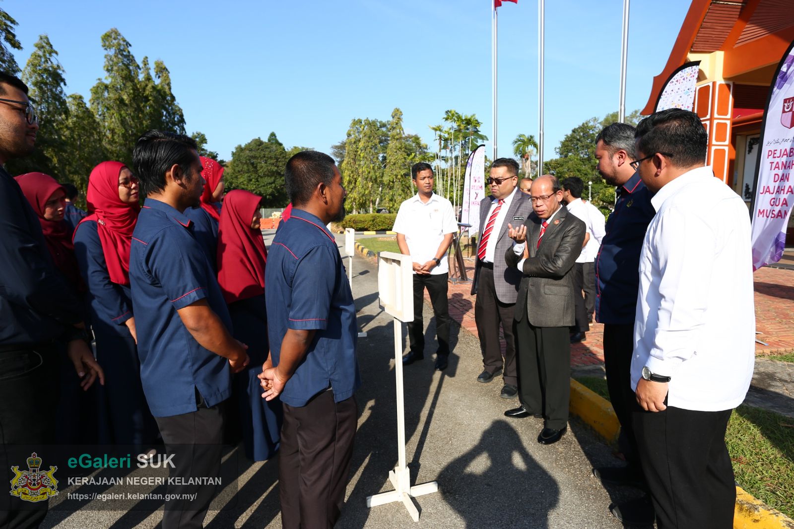 majlis-perhimpunan-bulanan-tahun-𝟐𝟎𝟐𝟔-pejabat-tanah-dan-jajahan-gua-musang-2.jpeg