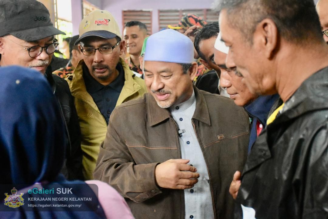lawatan-yab-menteri-besar-kelantan-ke-pps-sk-dalam-rhu-pasir-puteh-17.jpg