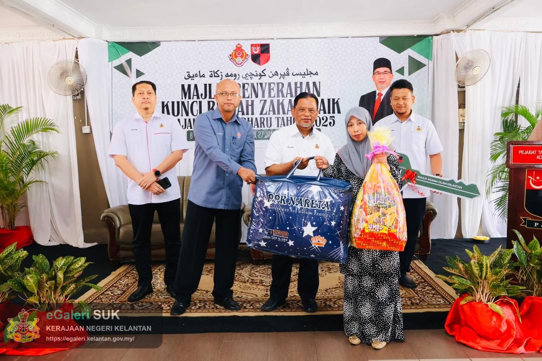 majlis-penyerahan-kunci-rumah-zakat-maik-jajahan-kota-bharu-tahun-2025-9.jpg