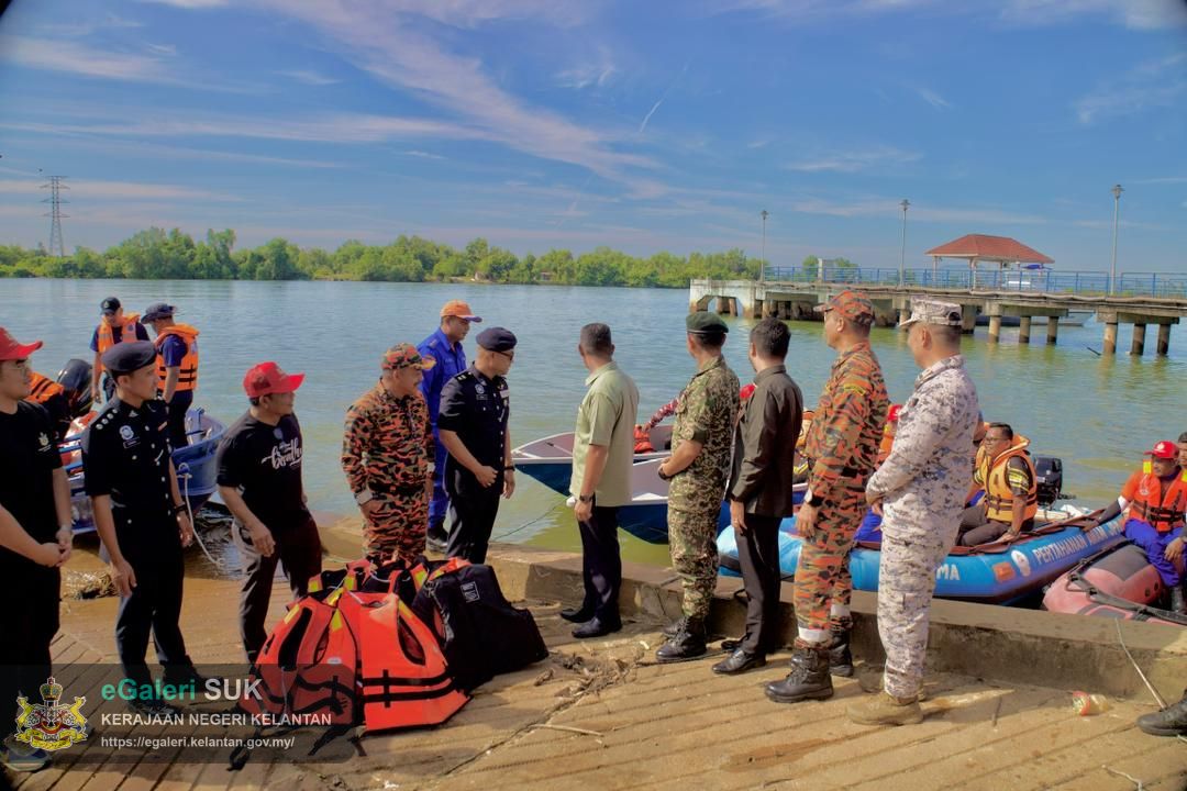 program-persediaan-menghadapi-banjir-monsun-timur-laut-mtl-bagi-tahun-20252026-jajahan-pasir-puteh-17.jpg