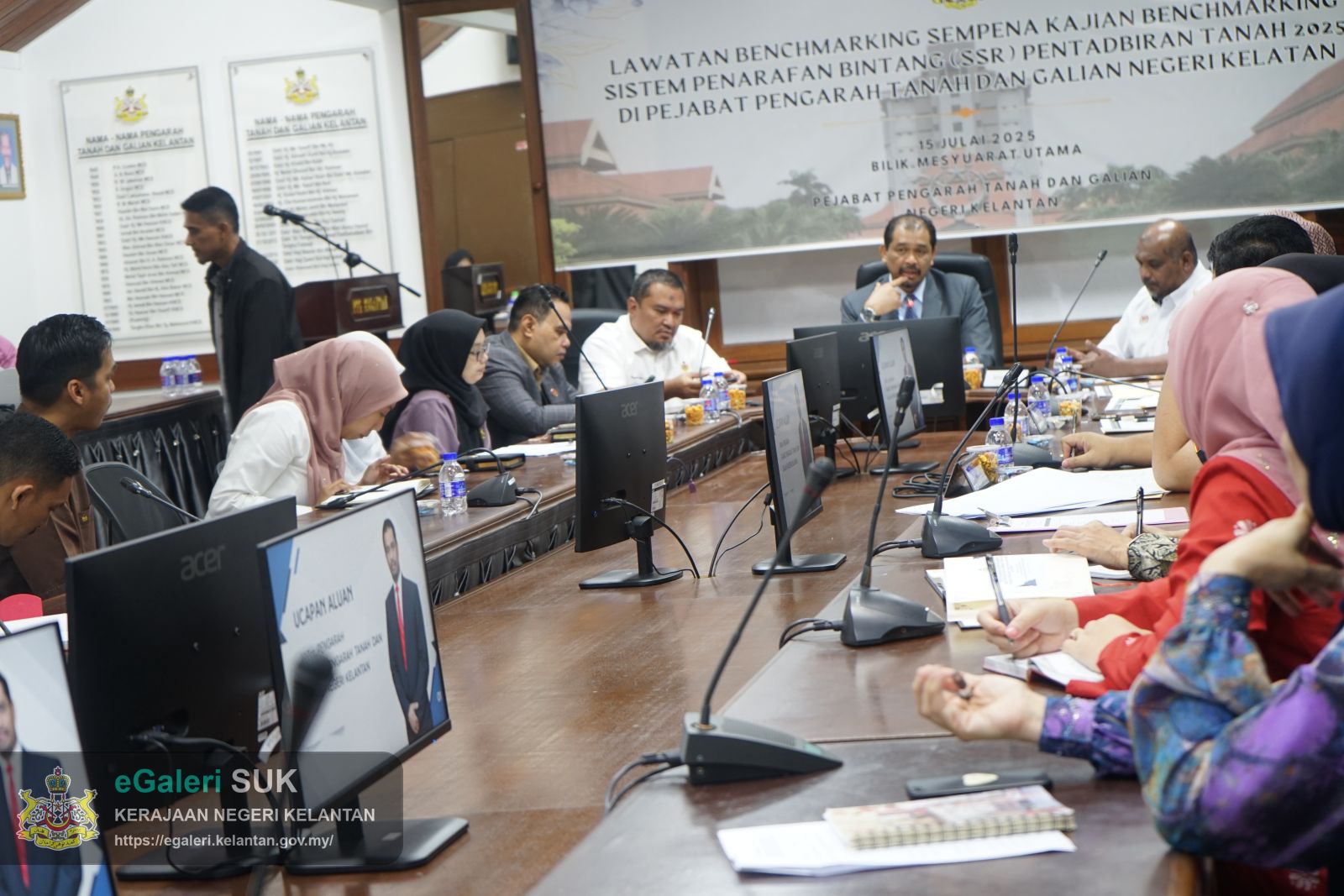 lawatan-benchmarking-sempena-kajian-benchmarking-ssr-pentadbiran-tanah-2025-di-ptg-kelantan-3.JPG