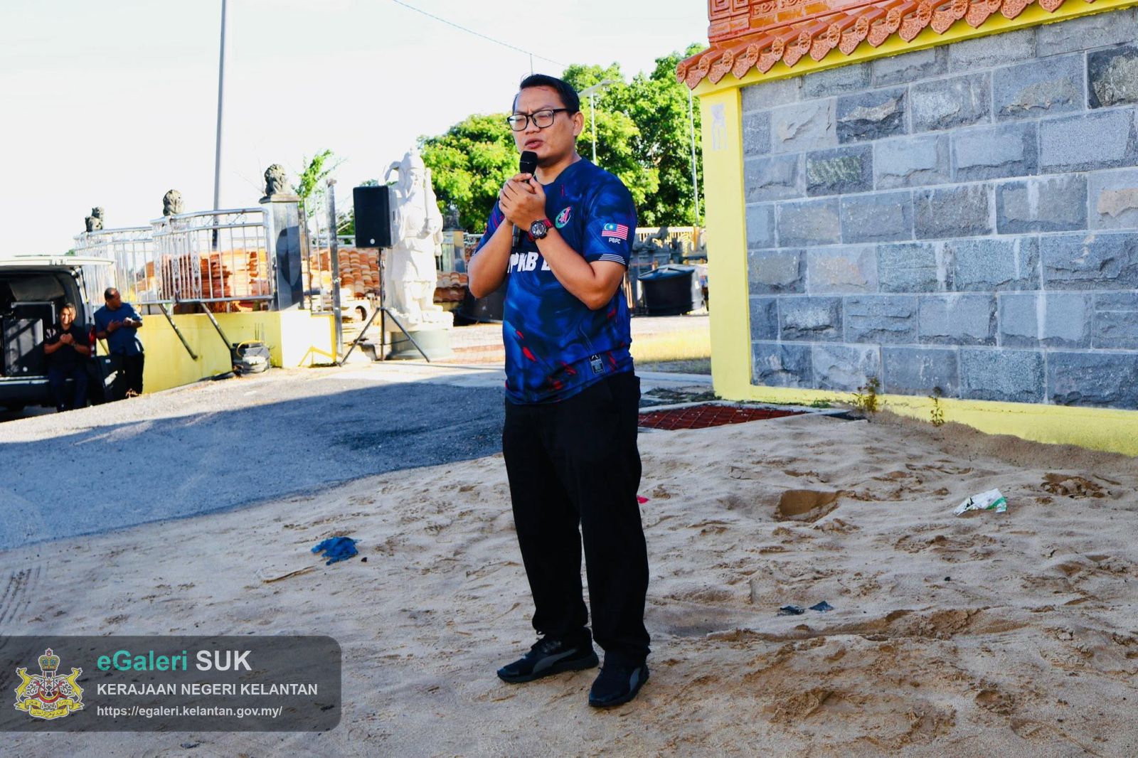 gotong-royong-pembersihan-dan-pemulihan-pasca-kebakaran-di-kampung-gok-kapor-kota-bharu-3.jpg