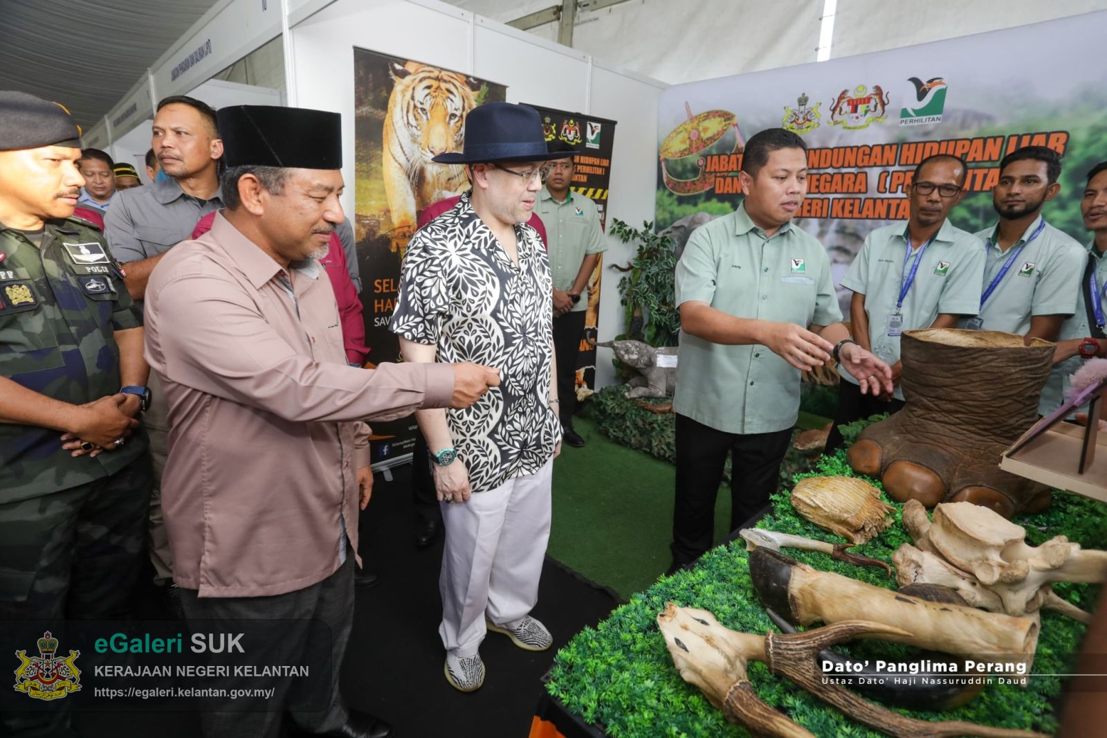sambutan-hari-konservasi-hutan-paya-laut-di-pantai-ndo-tumpat-4.jpg