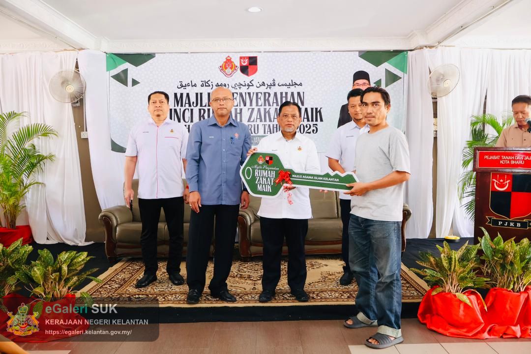majlis-penyerahan-kunci-rumah-zakat-maik-jajahan-kota-bharu-tahun-2025-23.jpg