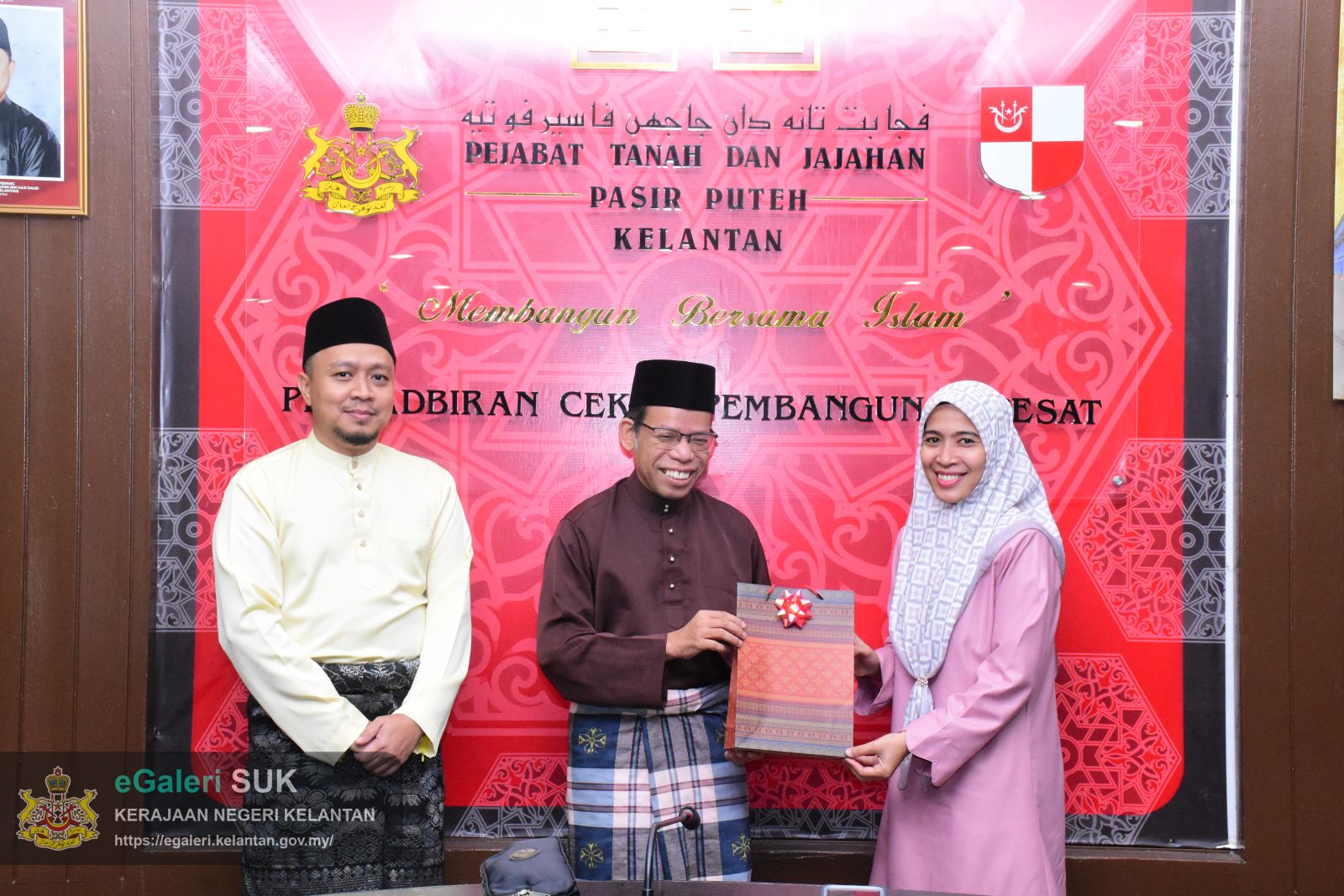 majlis-khatam-alquran-dan-sumbangan-hari-raya-2025-23.JPG