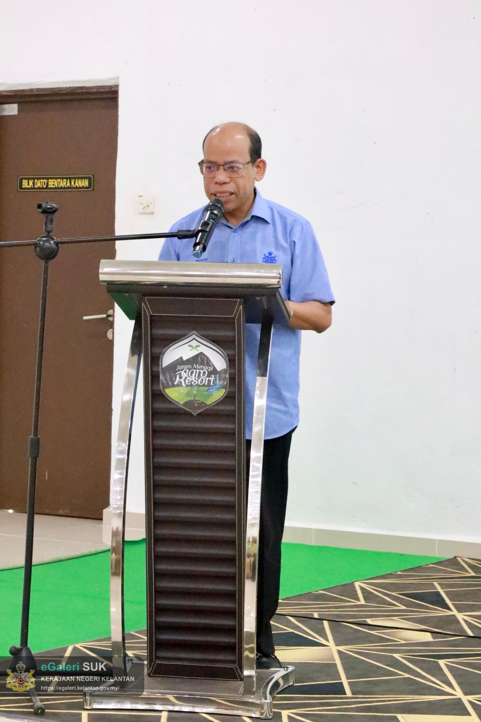 majlis-watikah-pelantikan-penghulu-jajahan-pasir-puteh-2025-yang-disampaikan-oleh-yabrs-en-mohd-roshdi-bin-ismail-tuan-ketua-jajahan-pasir-puteh-21.jpeg