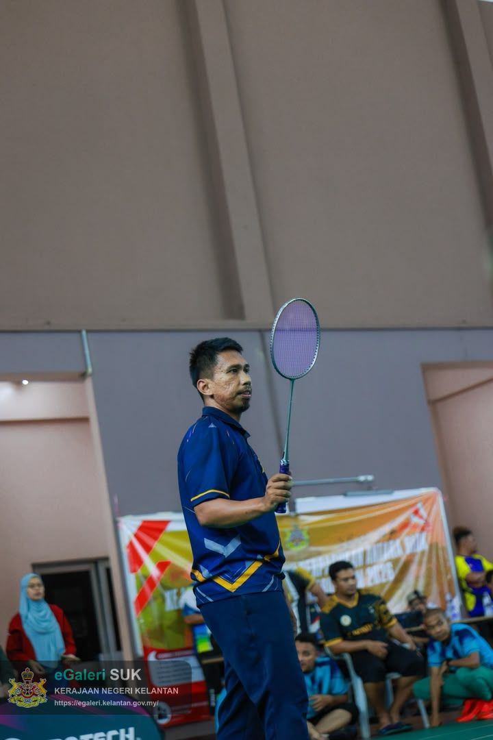 kejohanan-badminton-kompleks-kota-darulnaim-2.jpeg