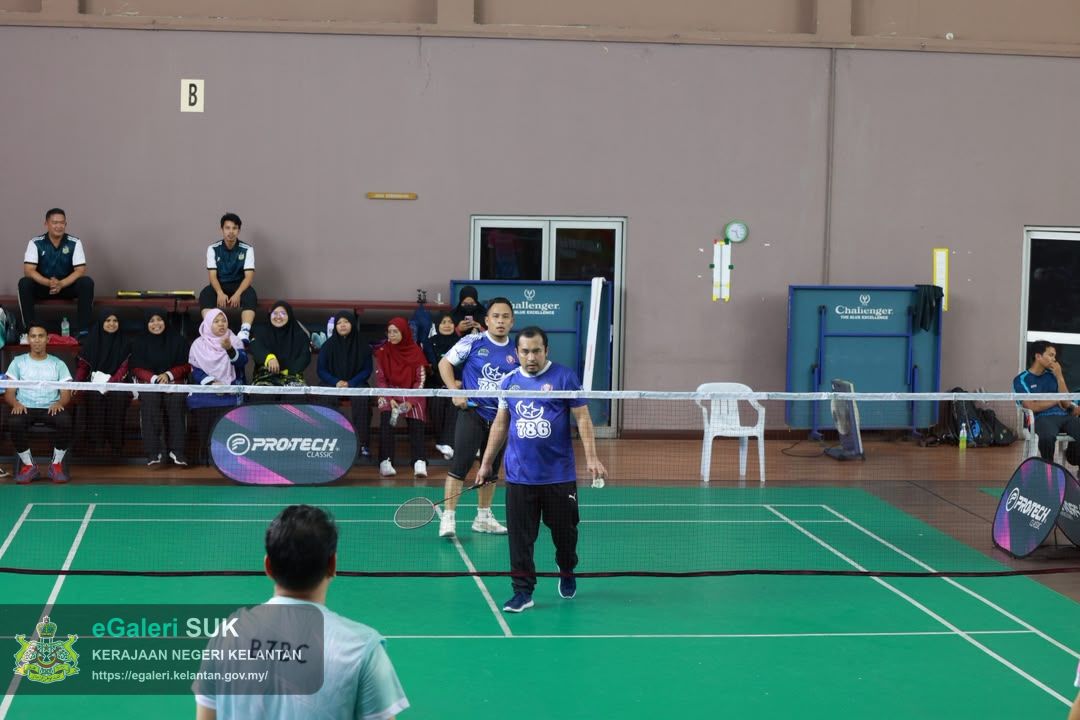 kejohanan-badminton-kompleks-kota-darulnaim-5.jpeg