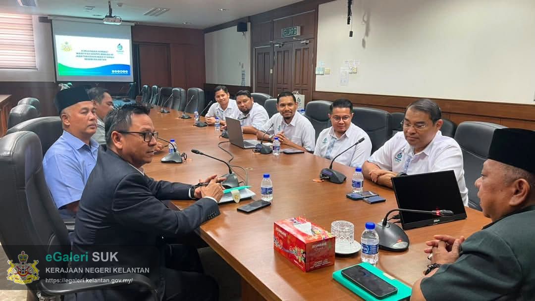 kunjung-hormat-wasiyyah-shoppe-berhad-kepada-yang-amat-arif-ketua-hakim-syarie-negeri-kelantan-4.jpg