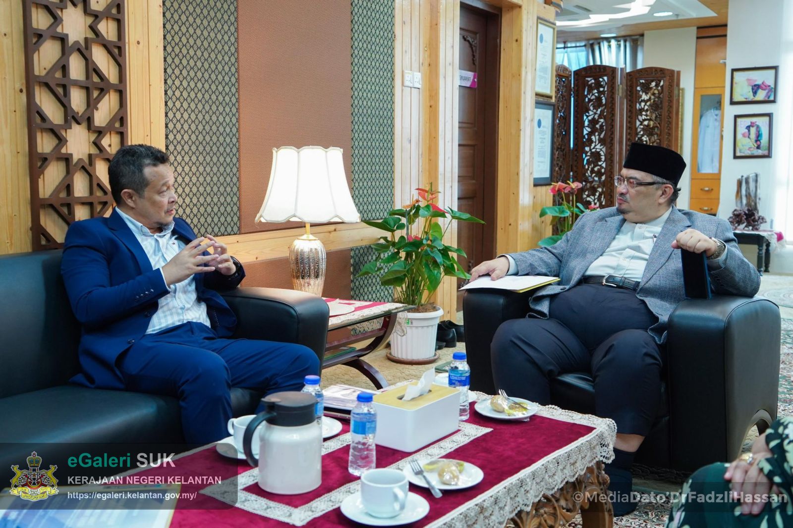 kunjungan-hormat-daripada-ybhg-dato-prof-dr-noor-azizi-ismail-dari-malaysian-graduate-school-of-entrepreneurship-and-business-mgseb-4.jpg