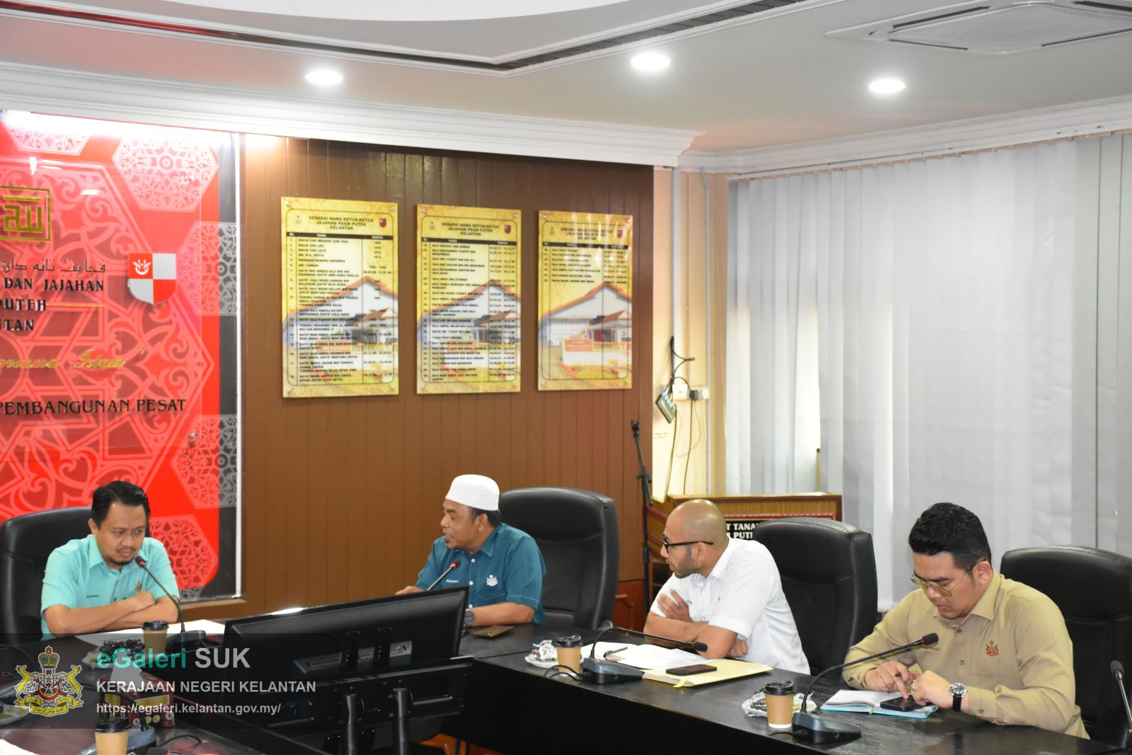 kunjungan-hormat-dengan-reaktor-uitm-kepada-ketua-jajahan-pasir-puteh-1.JPG