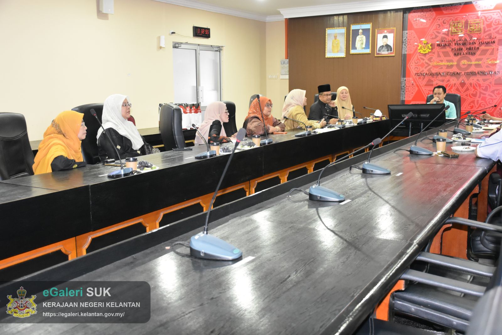 kunjungan-hormat-dengan-reaktor-uitm-kepada-ketua-jajahan-pasir-puteh-4.JPG