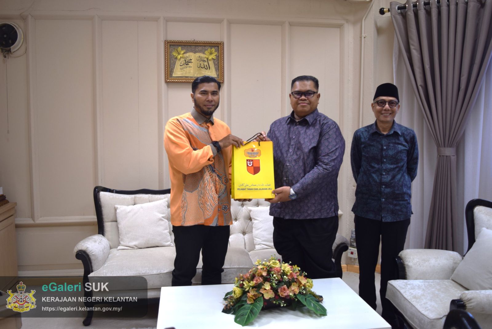 kunjungan-hormat-pengarah-jabatan-perangkaan-malaysia-negeri-kelantan-ke-pejabat-tanah-dan-jajahan-jeli-5.JPG