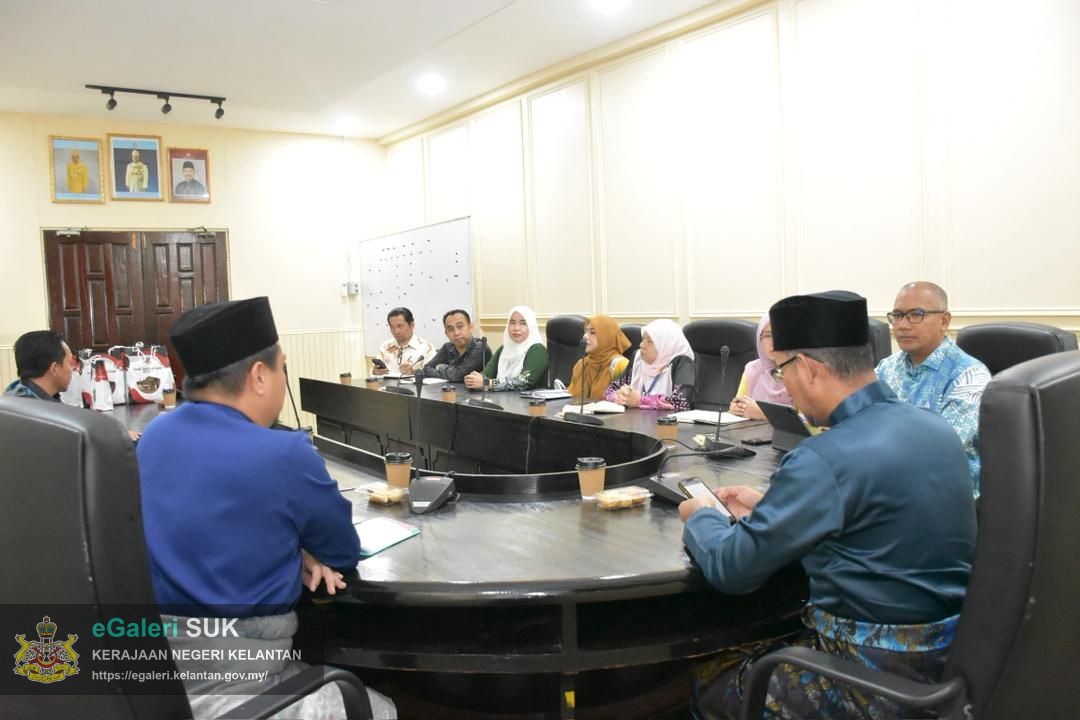 kunjungan-hormat-pengarah-lhdn-negeri-kelantan-kepada-ketua-jajahan-pasir-puteh-7.jpeg