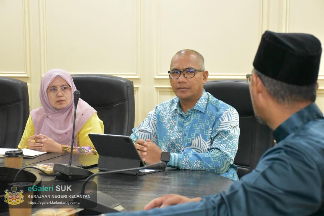 kunjungan-hormat-pengarah-lhdn-negeri-kelantan-kepada-ketua-jajahan-pasir-puteh-9.jpeg