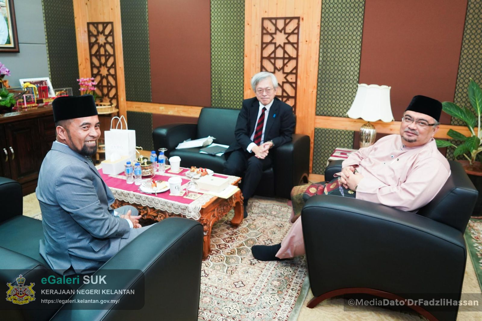 kunjungan-hormat-tuan-yang-terutama-machida-shinya-konsul-jeneral-jepun-5.jpg