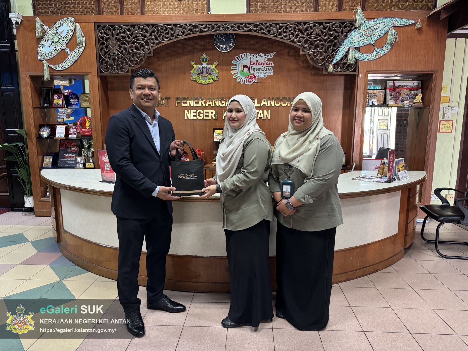 kunjungan-hormat-wakil-hospital-kpj-perdana-1.jpg