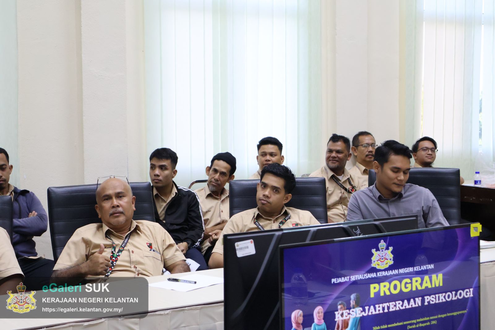 kursus-pengurusan-psikologi-dan-pengurusan-kewangan-oleh-pegawai-psikologi-bahagian-pengurusan-sumber-manusia-suk-kelantan-di-pejabat-tanah-dan-jajahan-kuala-krai-9.JPG