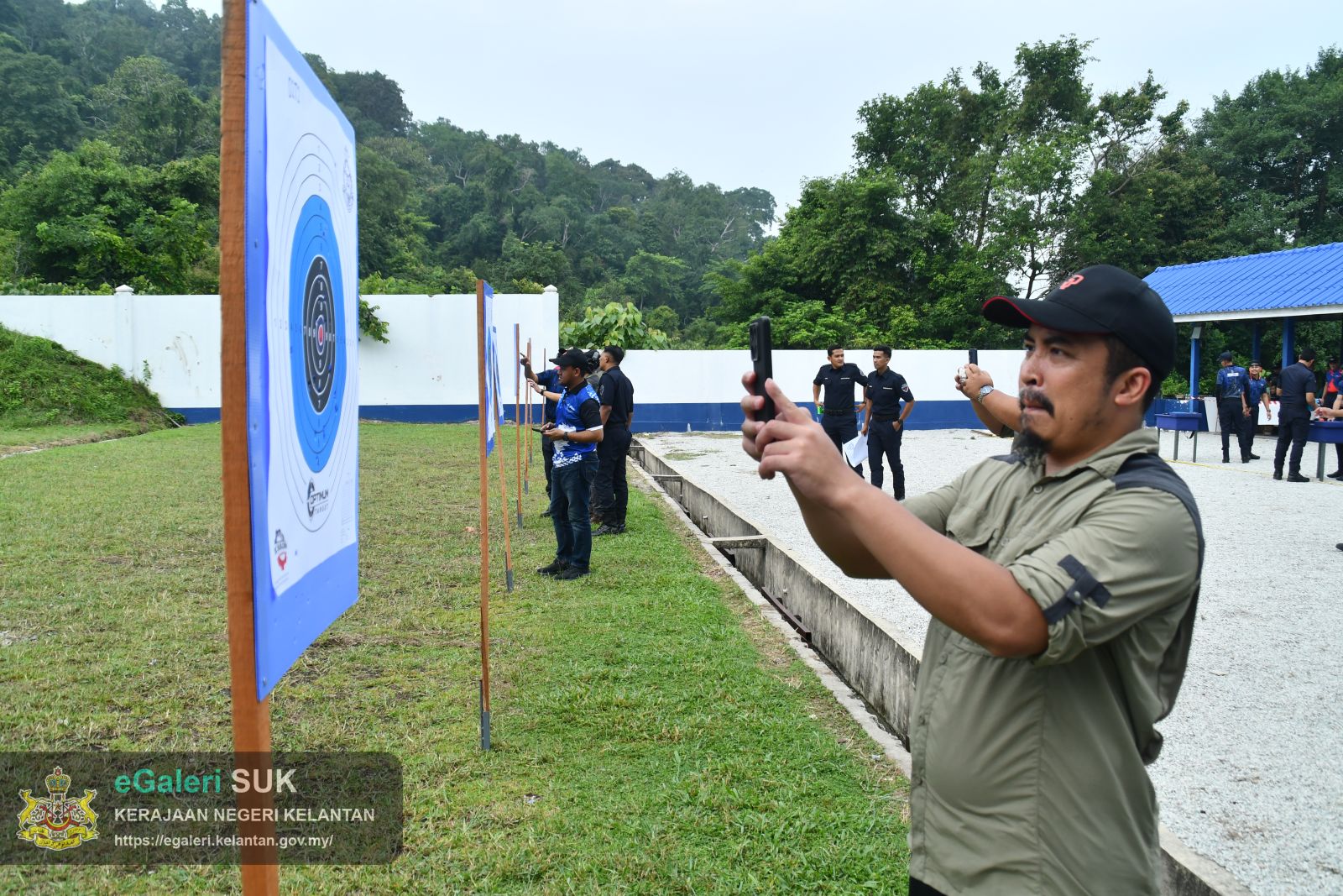 latihan-menembak-muhibbah-tnb-3.JPG