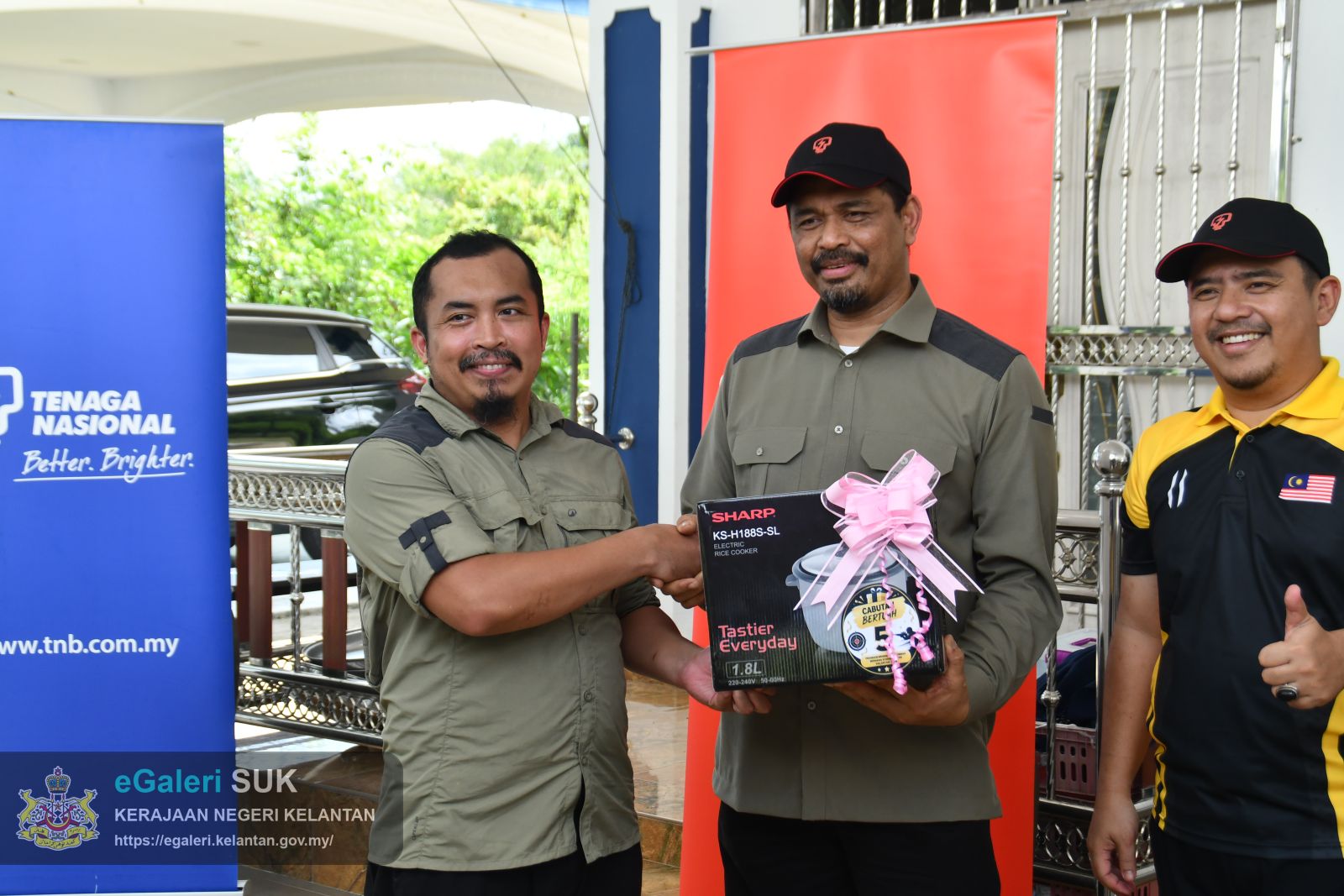 latihan-menembak-muhibbah-tnb-7.JPG