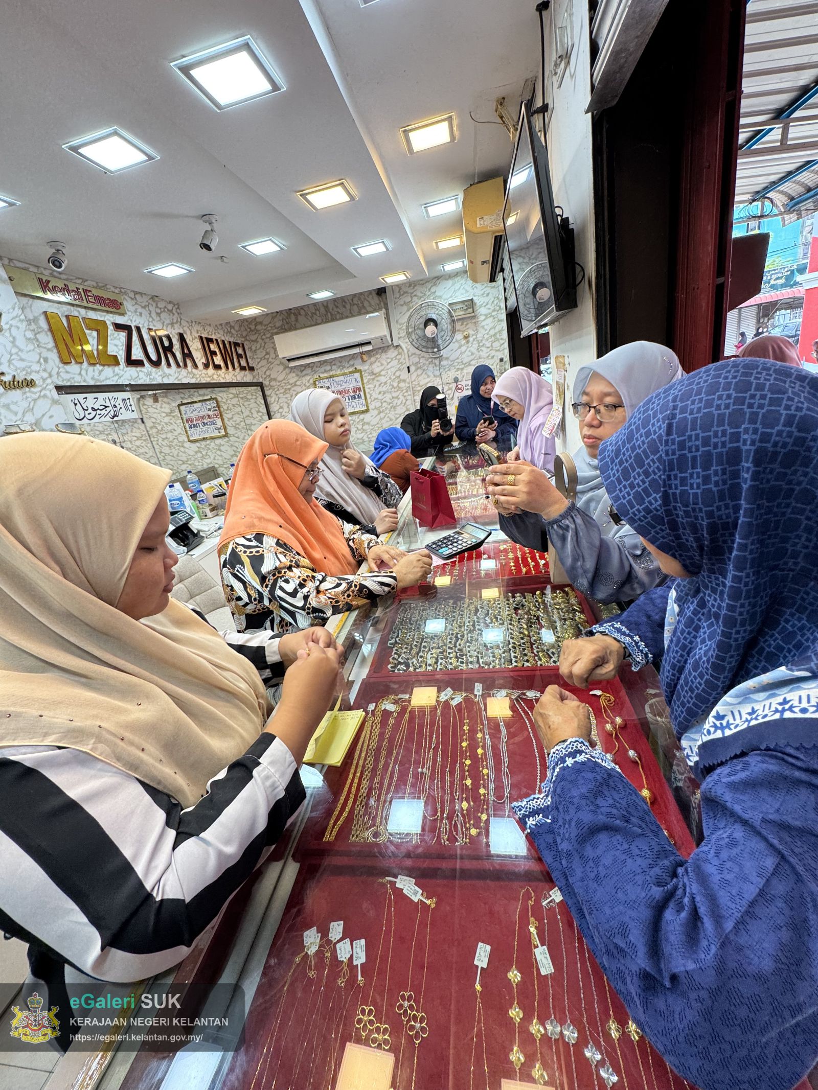 lawatan-isteri-delegasi-mesyuarat-jawatankuasa-muzakarah-majlis-islam-malaysia-12.jpg