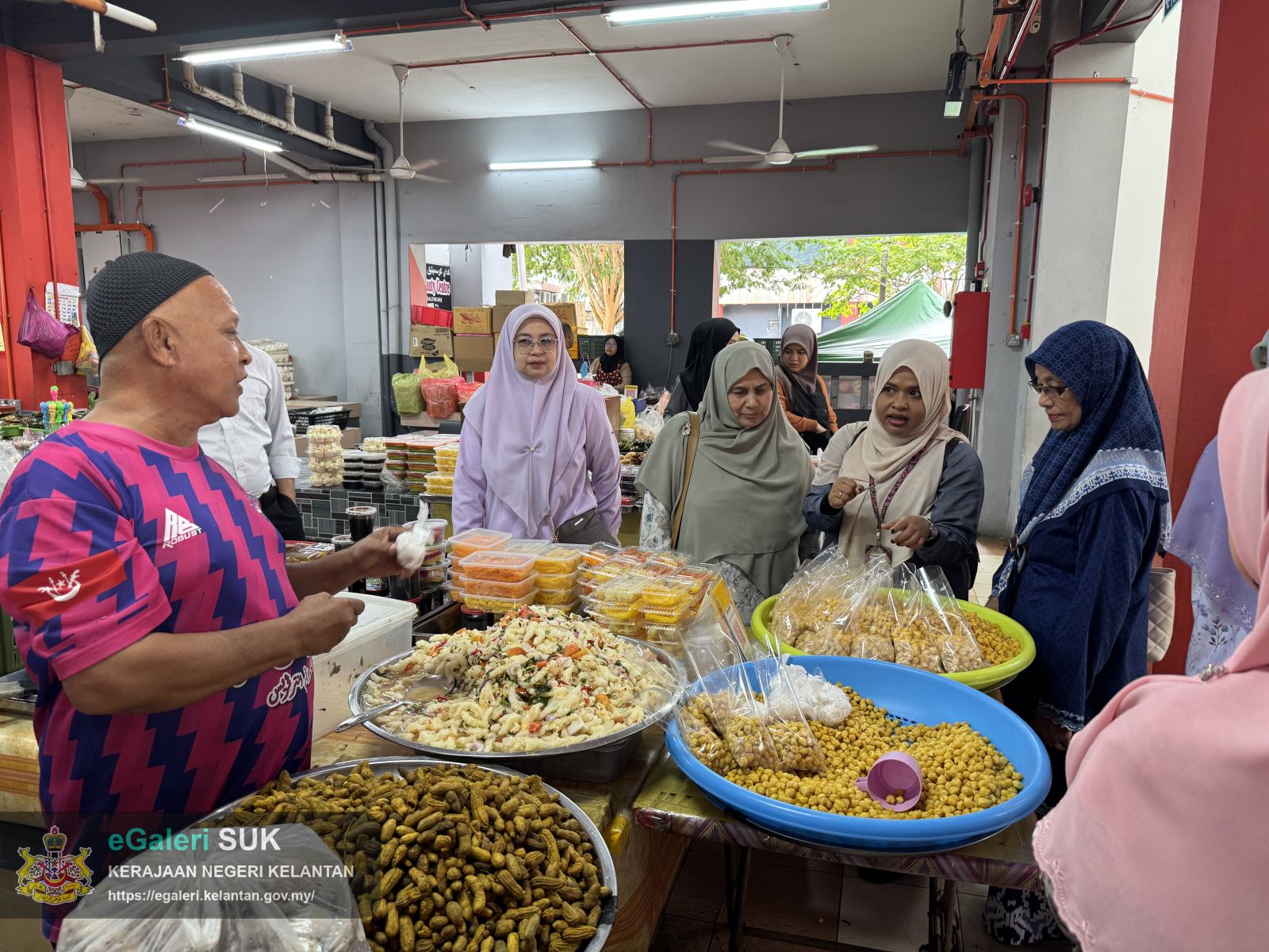 lawatan-isteri-delegasi-mesyuarat-jawatankuasa-muzakarah-majlis-islam-malaysia-6.jpg