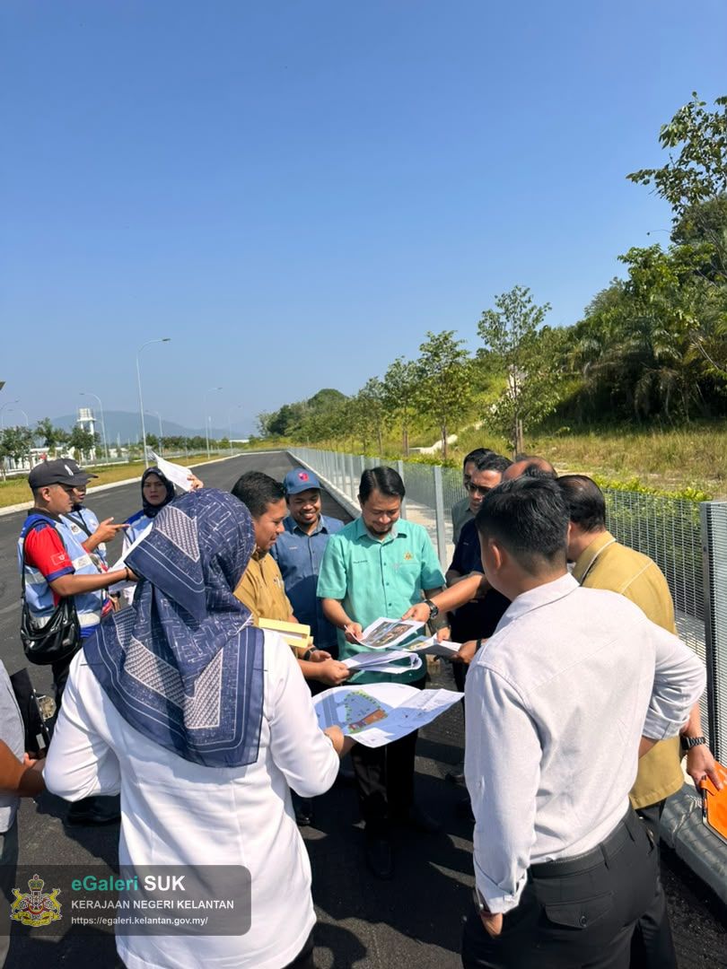 lawatan-ke-tapak-cadangan-pembangunan-di-atas-lot-1152-mukim-jeram-pasir-puteh-4.jpeg