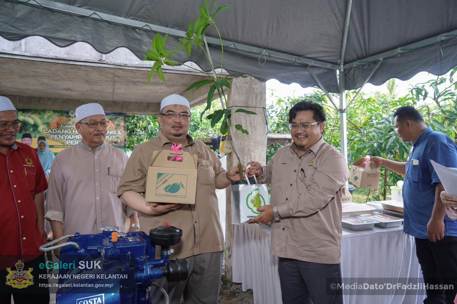 lawatan-kerja-ke-ladang-harum-manis-al-falah-1.jpg
