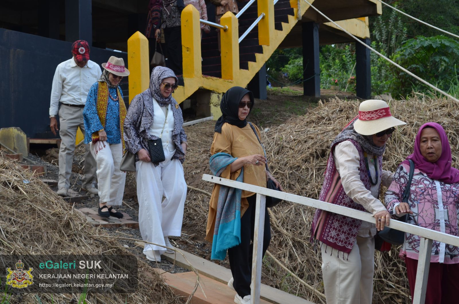 lawatan-muhibbah-delegasi-sarawak-ke-jajahan-kuala-krai-5.JPG