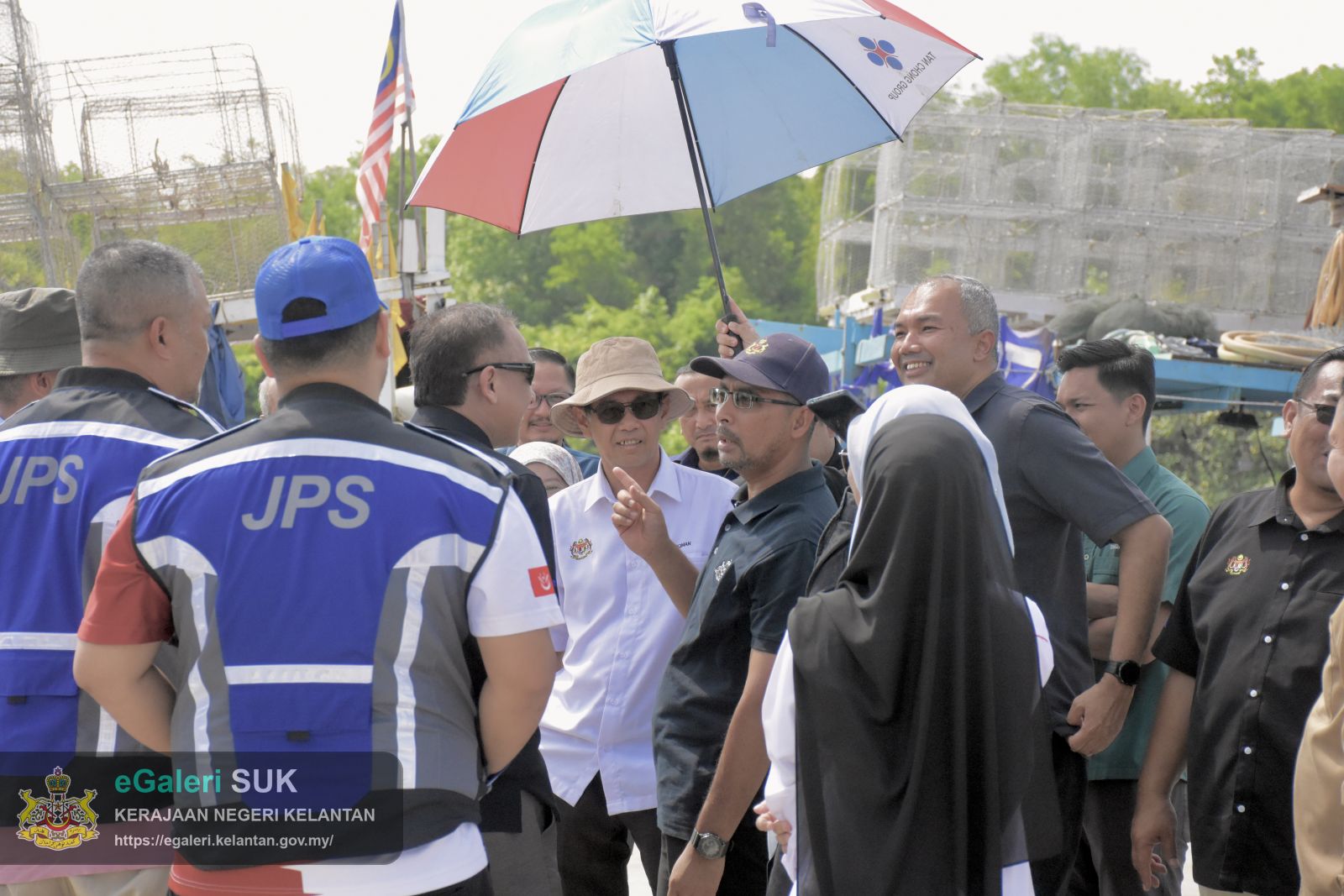 lawatan-tapak-tindakan-susulan-kpkm-ke-atas-keputusankeputusan-mesyuarat-pembangunan-jajahan-pasir-puteh-oleh-yab-perdana-menteri-malaysia-18.JPG