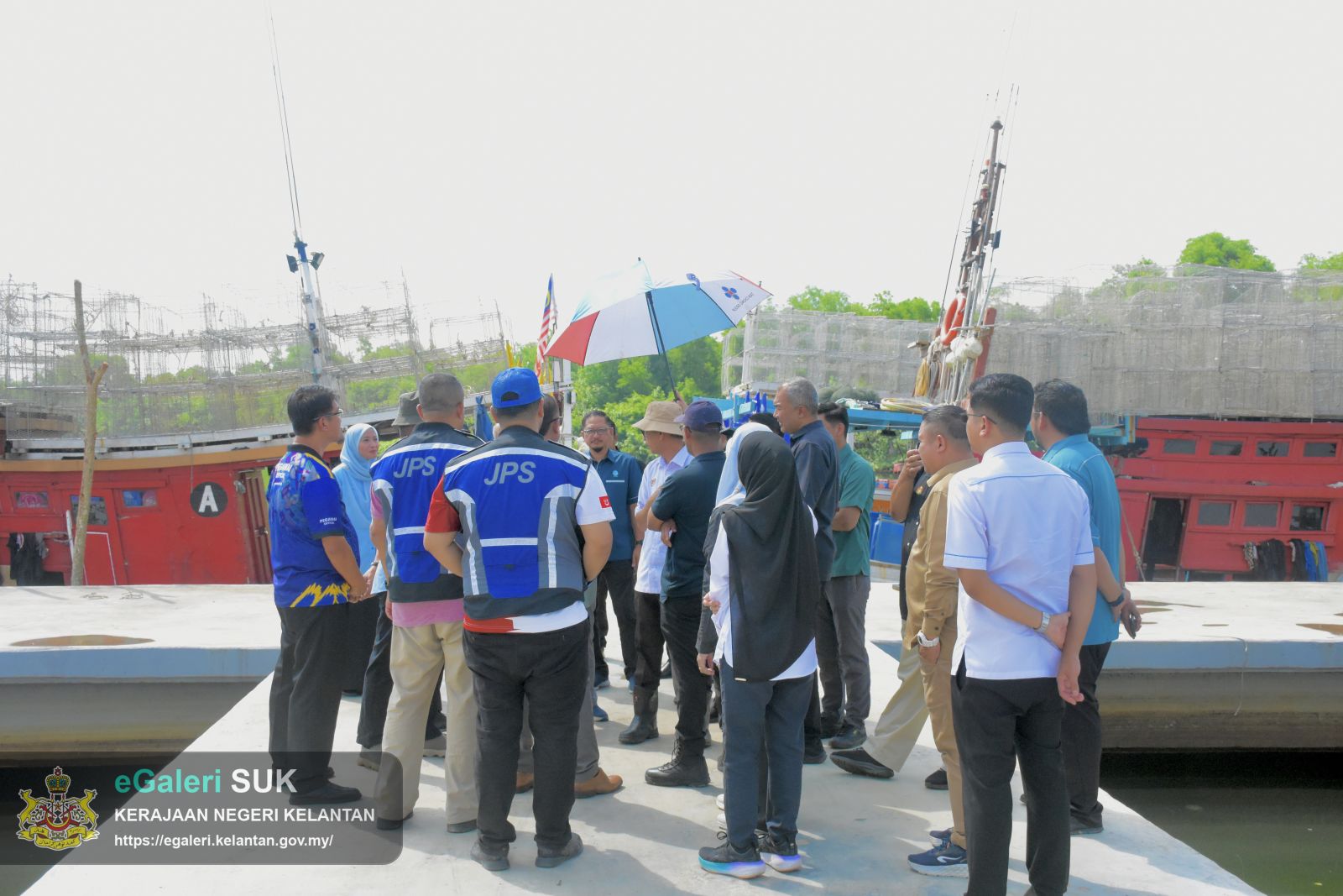 lawatan-tapak-tindakan-susulan-kpkm-ke-atas-keputusankeputusan-mesyuarat-pembangunan-jajahan-pasir-puteh-oleh-yab-perdana-menteri-malaysia-19.JPG