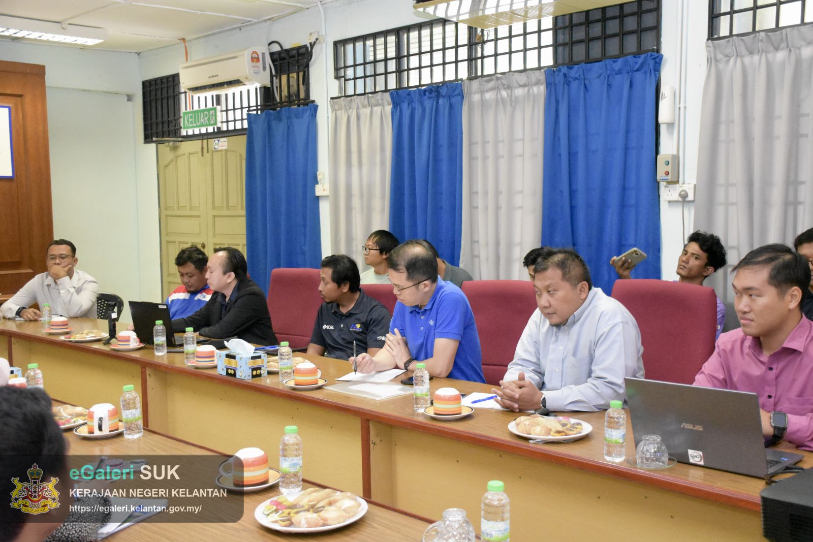 lawatan-yabrs-ketua-jajahan-ke-agensi-kerajaan-jabatan-pengairan-dan-saliran-jps-jajahan-pasir-puteh-dan-mesyuarat-pemantauan-projek-ecrl-di-jajahan-pasir-puteh-bersama-pihak-mrlcccecrljps-negeri-serta-jps-jajahan-6.JPG