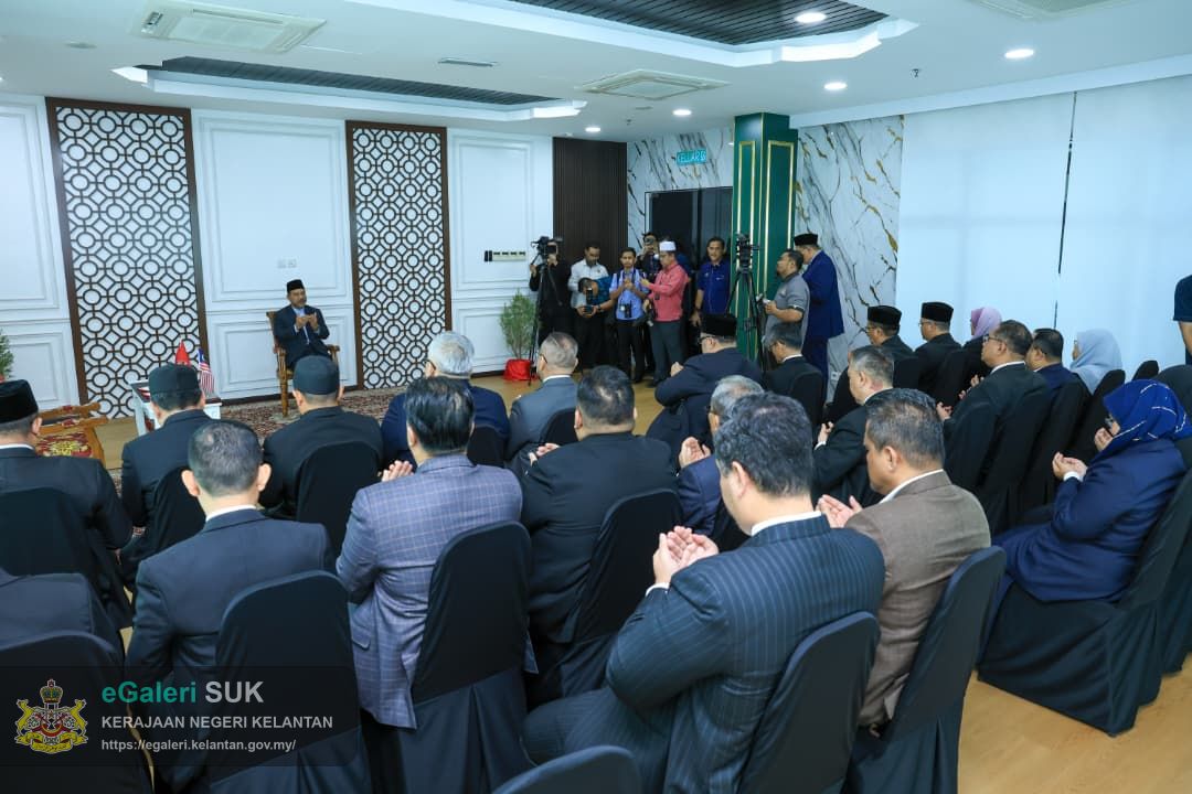 majlis-angkat-sumpah-yb-penasihat-undang-undang-negeri-kelantan-3.jpeg