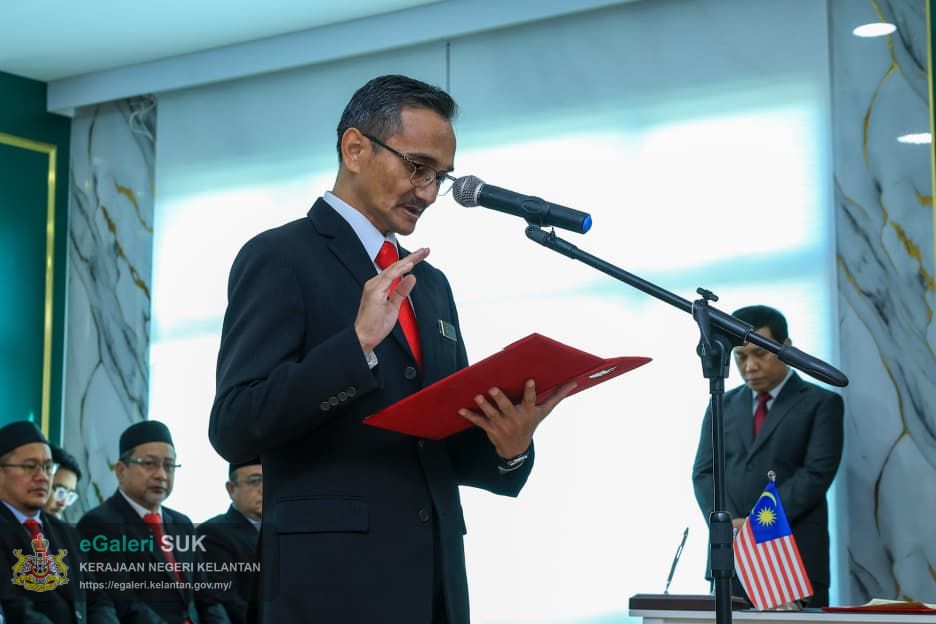 majlis-angkat-sumpah-yb-penasihat-undang-undang-negeri-kelantan-8.jpeg