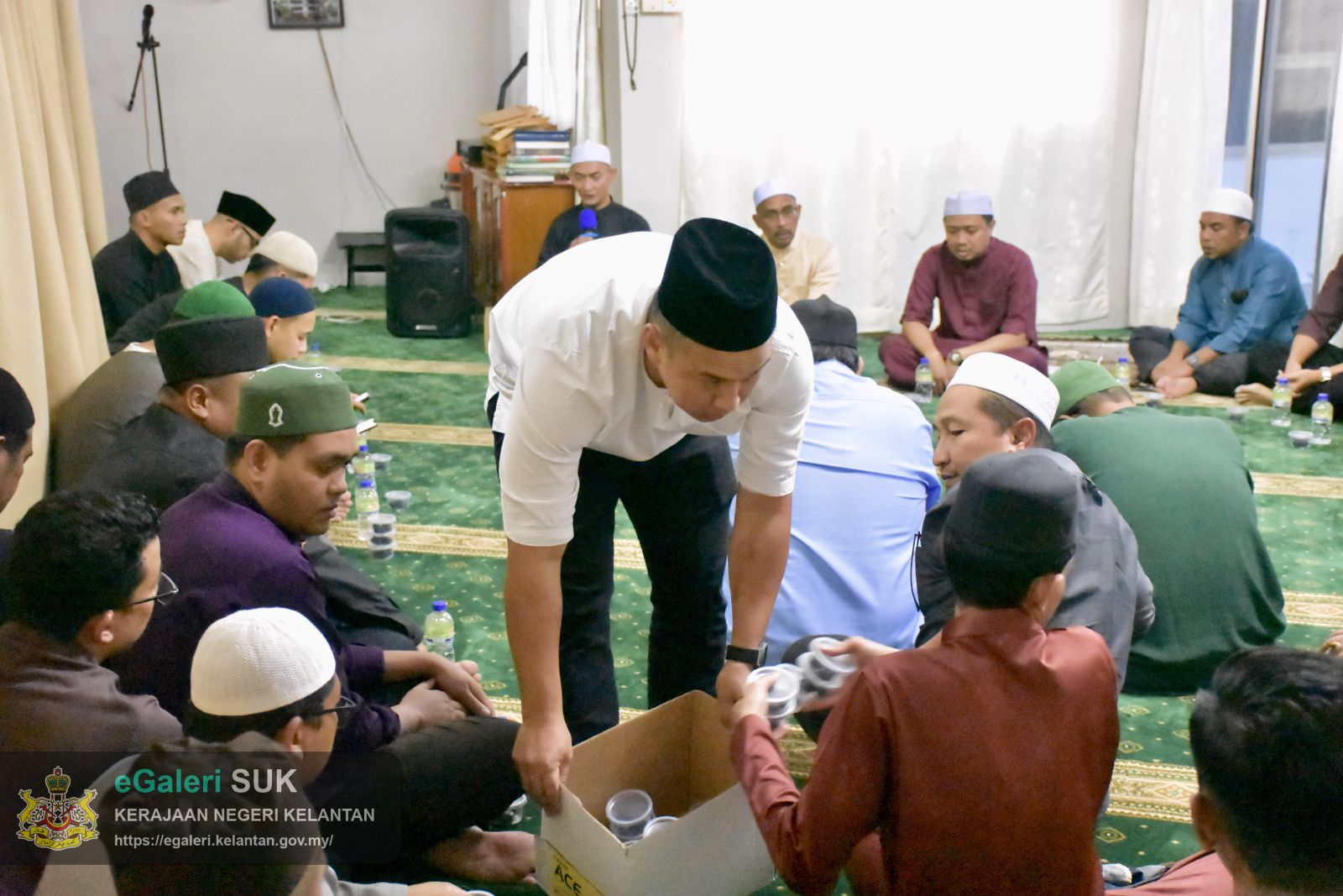 majlis-iftar-pejabat-tanah-dan-jajahan-pasir-puteh-anjuran-kelab-berkesan-21.JPG