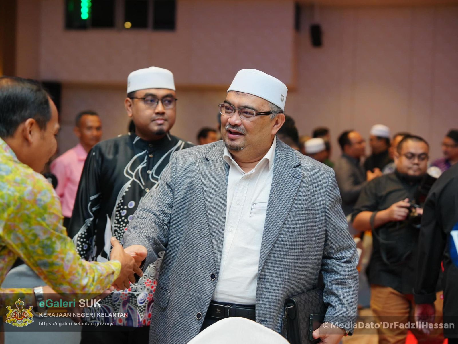 majlis-mahabbah-kepimpinan-kerajaan-negeri-kelantan-bersama-media-1.jpg