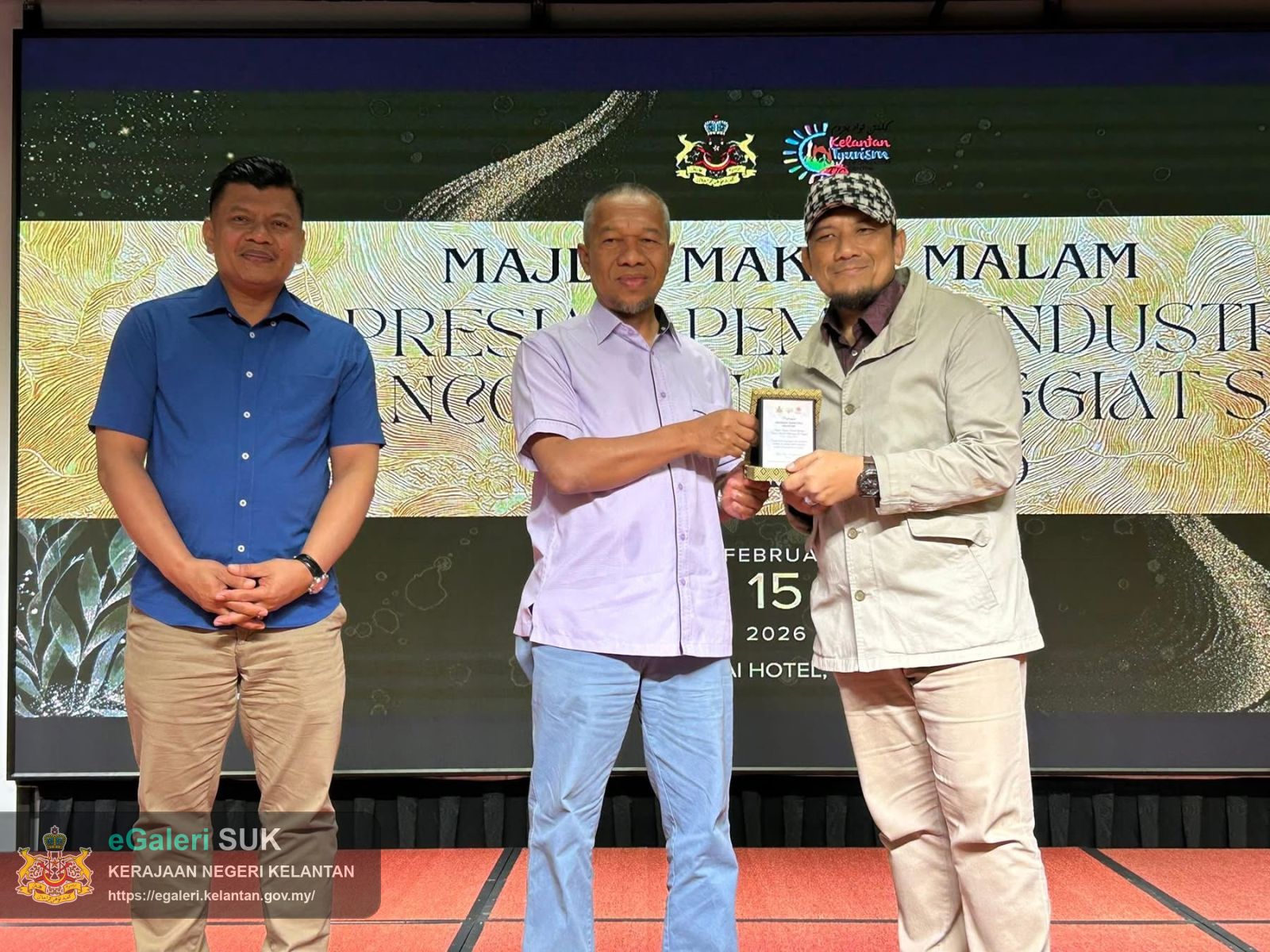 majlis-makan-malam-apresiasi-pemain-industri-pelancongan-penggiat-seni-tahun-2025-15.JPG