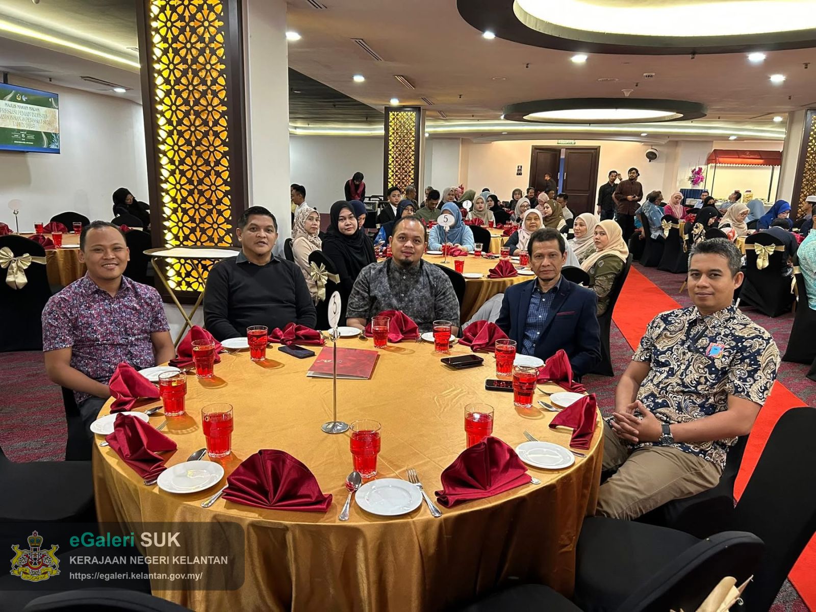 majlis-makan-malam-apresiasi-pemain-industri-pelancongan-penggiat-seni-tahun-2025-5.JPG