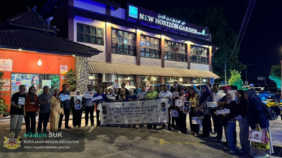 majlis-makan-malam-bersama-deligasi-jakarta-2.jpeg