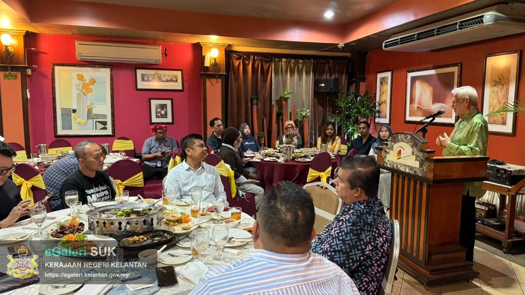 majlis-makan-malam-bersama-deligasi-jakarta-6.jpeg