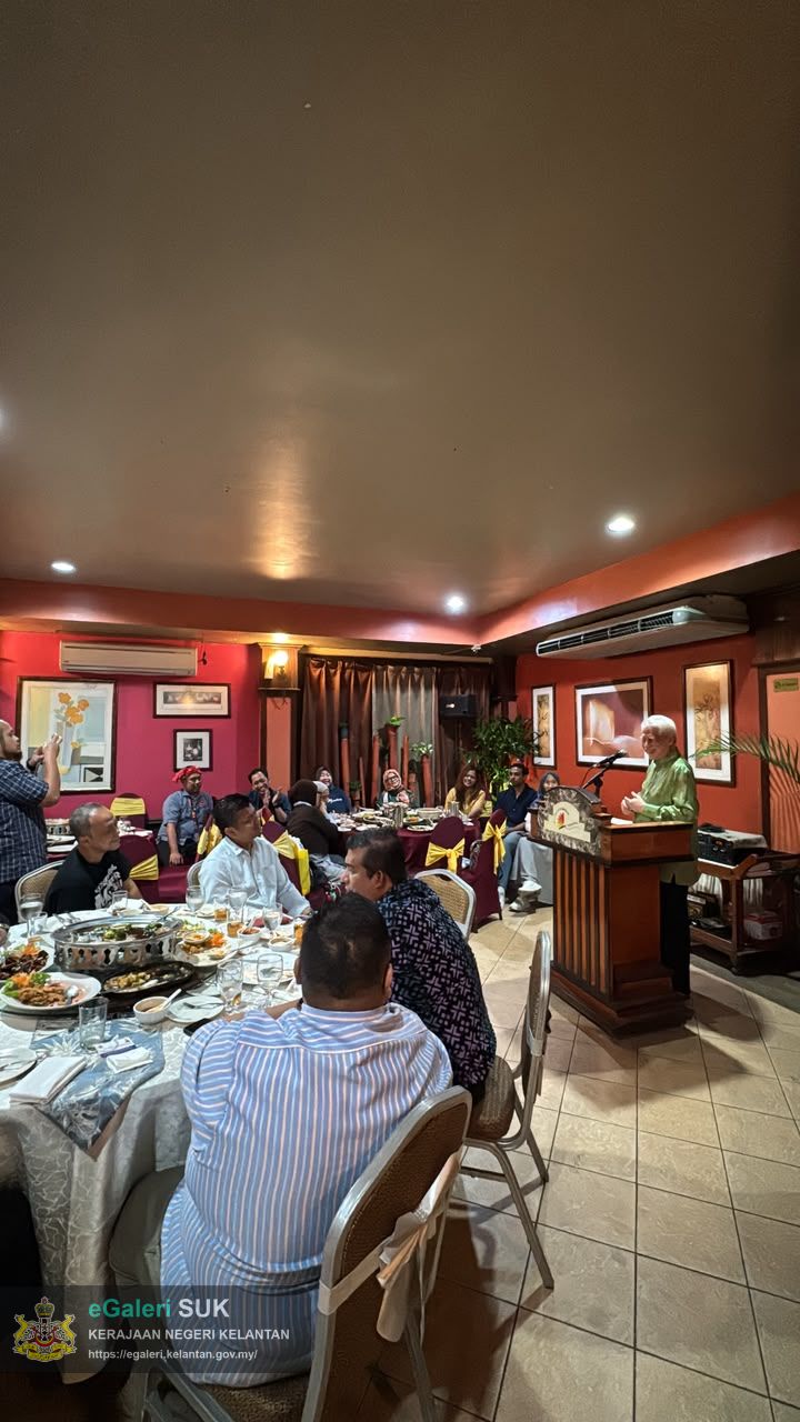 majlis-makan-malam-bersama-deligasi-jakarta-8.jpeg